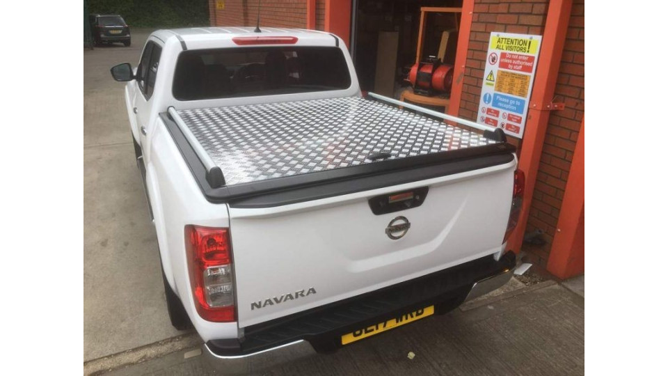 Nissan Navara NP300 2016-2022 EGR ALU burkolat