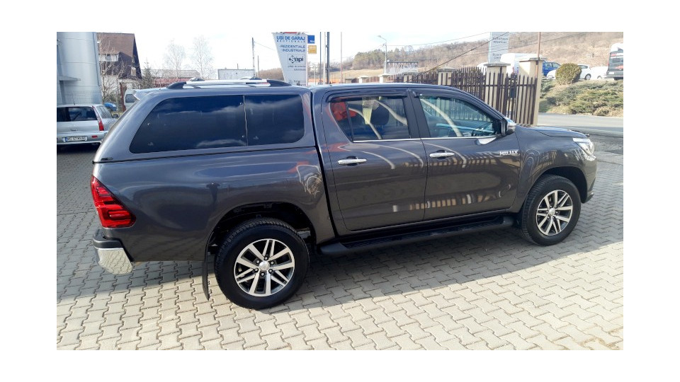 deflectoare capotă și geam Toyota Hilux – martie 2019