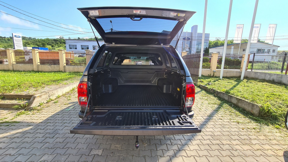 Toyota Hilux 25 Iunie 2020