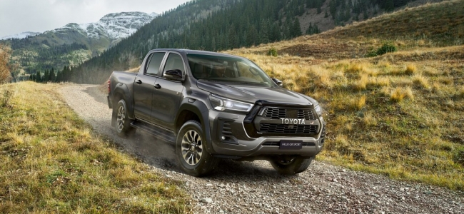 Top 3 accesorii must-have pentru Toyota Hilux 